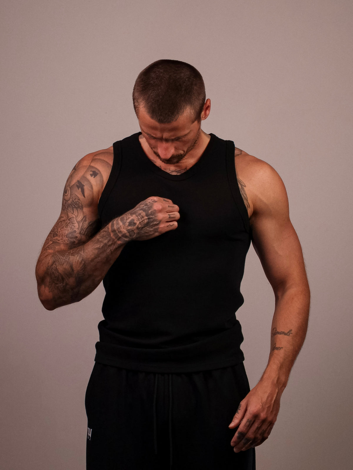 BLACK HEAVYWEIGHT RIBBED TANK